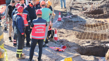 Yol Yapımı Sırasında İş&ccedil;i 30 Metrelik Kuyuya D&uuml;şt&uuml;