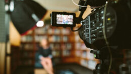 'Oyuncu Aranıyor, B&ouml;l&uuml;m Başı 140 Bin TL' İlanıyla Dolandırıldılar