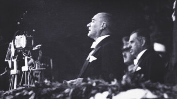 10 Kasım &Ouml;ncesi Atat&uuml;rk's&uuml;z Cuma Hutbesi