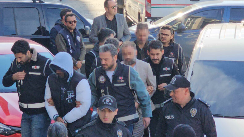 200 Kişiyi Mağdur Eden POS Çetesi Çökertildi