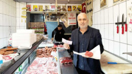 200 Liranın Değeri Kasapta Yarıya İndi