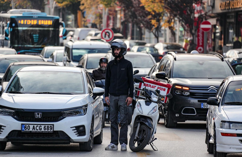 Çelenk Bırakma Töreni
