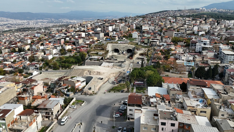 Tünel kazısı sonucu hasar gören binalar