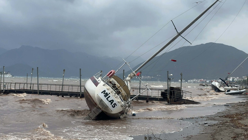 Marmaris'te sağanak yağış