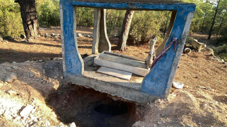 300 Yıllık Mezarı Tahrip Etme Girişimi