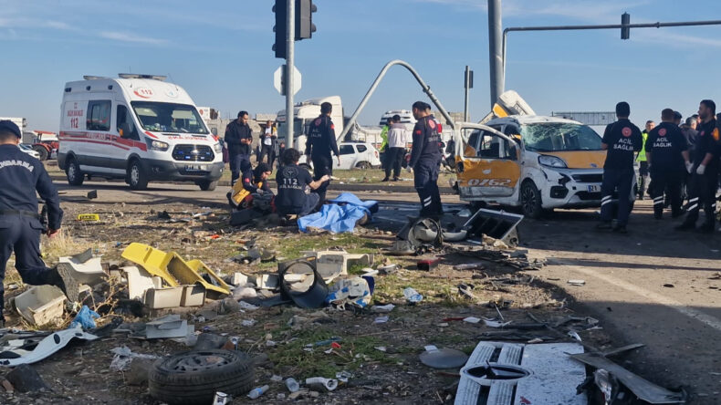 4 Kişinin Hayatını Kaybettiği Kazada TIR Sürücüsü Tutuklandı