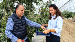 4 Kuşaklık Aile Geleneği Tropikal Meyve &Uuml;retimiyle Yeniden Doğdu