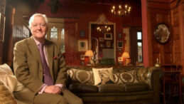 79 Yaşındaki Aristokratın Gen&ccedil; Eş İlanı Olay Yarattı: Erkek &Ccedil;ocuk Doğuracak ve Her Şeyi Yapacak