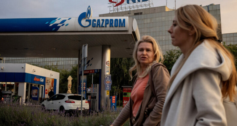 ABD'nin Yaptırım Uyguladığı Petrol Rafinerisinde &Uuml;retim Durduruldu