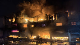 Adana'da Endişe Verici Yangın