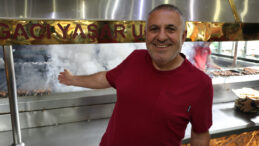 Adanalı Kebap&ccedil;ılardan Antepli Baklavacılara Tepki