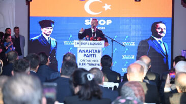 Ağıralioğlu: Bizimkiler teflon tava gibi &uuml;stlerine hi&ccedil;bir şey yapışmıyor