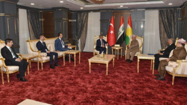 Ahmet Davutoğlu, Mesud Barzani ile Buluştu