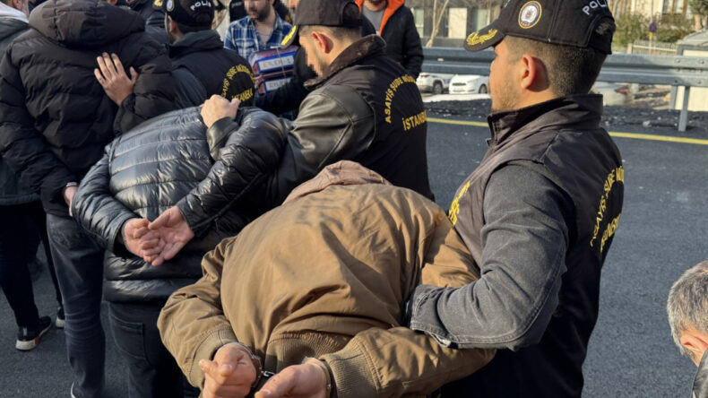 Ali Yerlikaya Duyurdu: Kamu Görevlileri Gözaltında