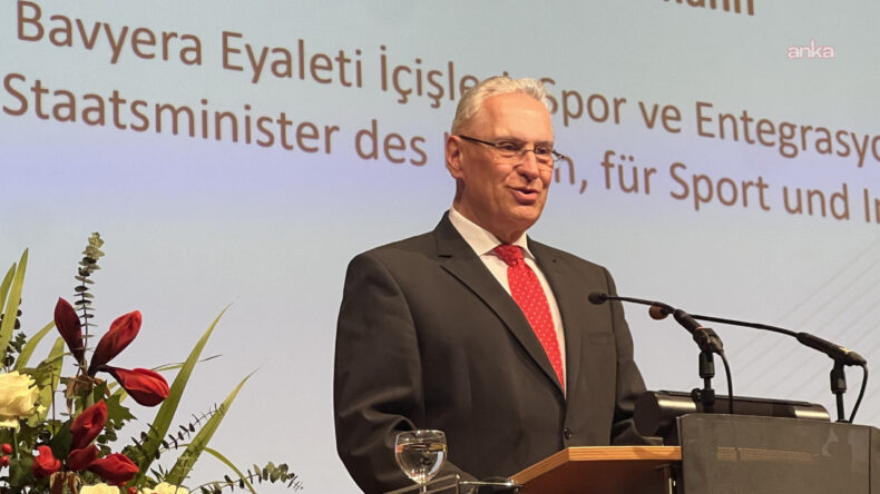 Almanya'da Noel Pazarlarında G&uuml;venlik &Ouml;nlemleri Artırıldı