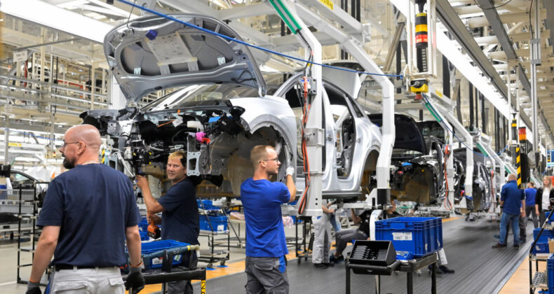 Almanya'da Yatırımcı Güveni Kasım Ayında Düşüş Gösterdi