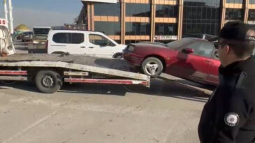 Ankara&rsquo;da Hurda Ara&ccedil; Temizliği: 13 Ara&ccedil; Trafikten Men Edildi