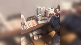 Antalya&rsquo;da 'Merdiven Altı' Sağlık Merkezi M&uuml;h&uuml;rlendi