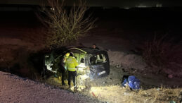 Ara&ccedil; Şarampole Devrildi: 1 &Ouml;l&uuml;, 3 Yaralı