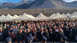 Artvin'de Halk &Ccedil;ED Toplantısını Engelledi