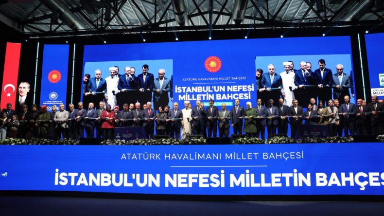 Atatürk Havalimanı Millet Bahçesi Kapılarını Açarak İstanbulluları Ağırladı