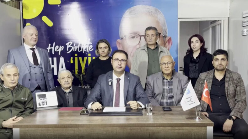 Atat&uuml;rk'&uuml;n Adı Mevlit Programında Anılmadı