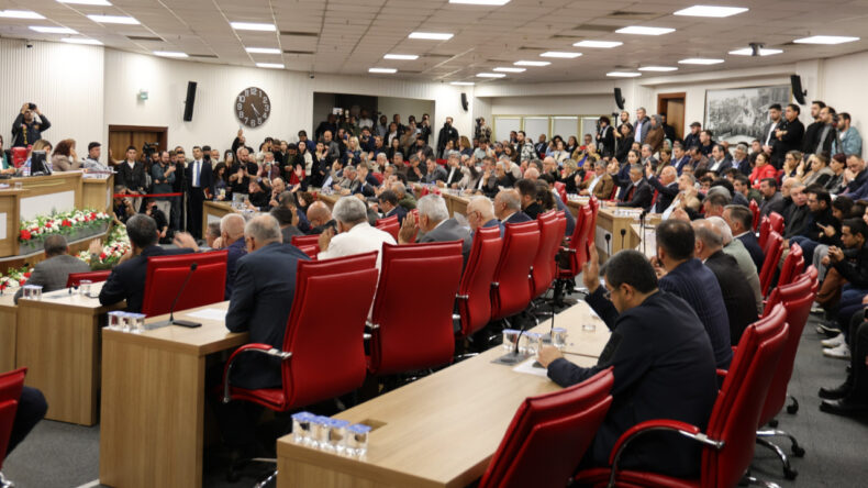 Aydın'da Ulaşım &Uuml;cretlerine Zam Yapıldı