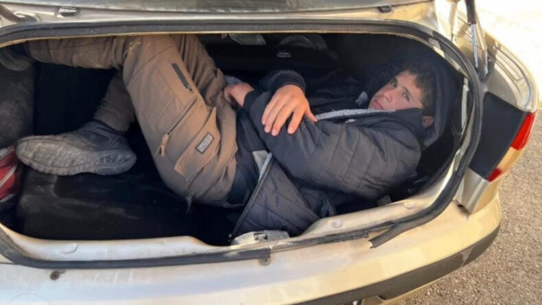 Bagajda Gizli G&ouml;&ccedil;menler Ortaya &Ccedil;ıktı