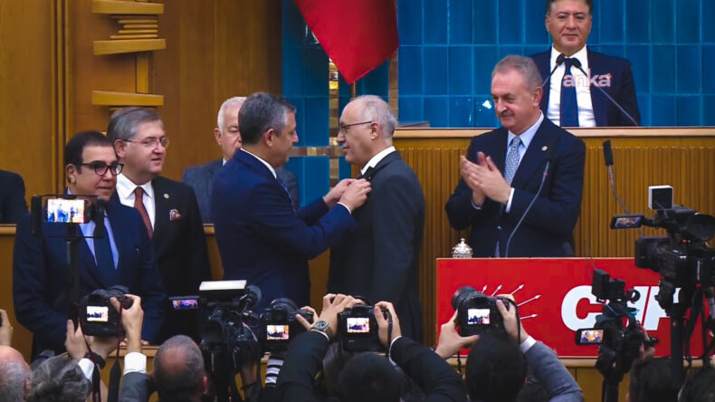 Bağımsız Milletvekili CHP'ye Katıldı