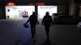 Bah&ccedil;ede Silahla Oynayan Gen&ccedil; Kendini Yaraladı