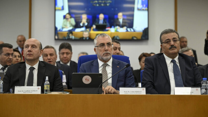 Bakan Işıkhan, belediyelerin SGK borcunu açıkladı