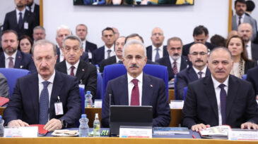 Bakan Uraloğlu: 'Tam Ajanlık İşini S&ouml;yleyeyim' diyen CHP'li Vekiller Tepki G&ouml;sterdi