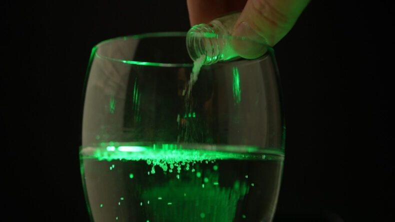 Bakanlıkta İş Görüşmesi Skandalı: 240'tan Fazla Kadına Gizlice İlaç Verildi