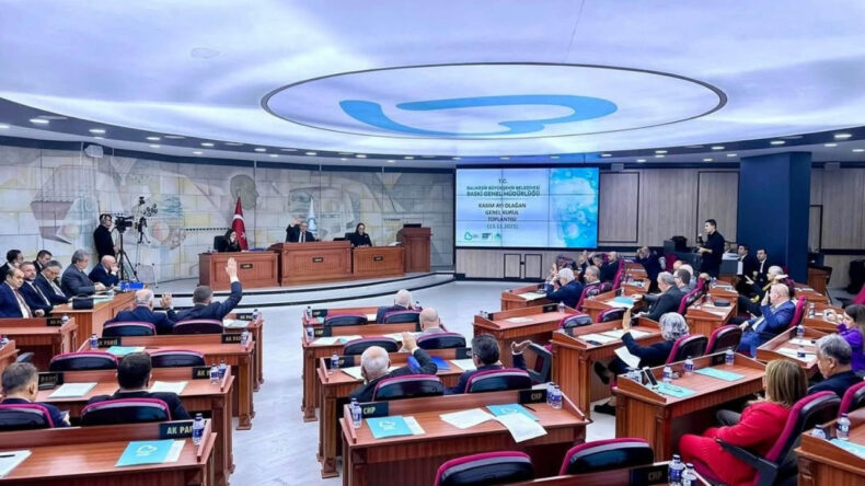 Balıkesir'de Tartışmalar Alevlendi: CHP'nin Teklifi, AKP'den Reddedildi