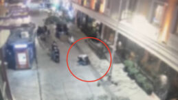 Bankta oturuyordu, bir anda her şeyini kaptırdı