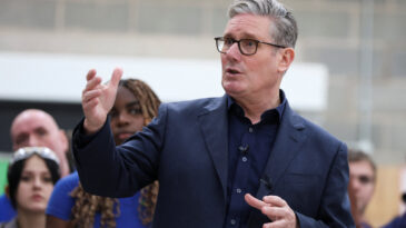 Başbakan 17 Ayda 44 Ülke Ziyaret Etti, Bakanlar Tepki Gösterdi