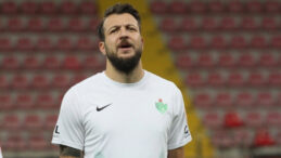 Batuhan Karadeniz ve Fedlan Kılı&ccedil;aslan'a Kırmızı B&uuml;lten