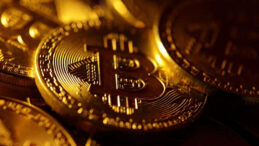Bitcoin'de Kurumsal Satış Dalgası: 1 Ayda 4 Milyar Dolardan Fazla
