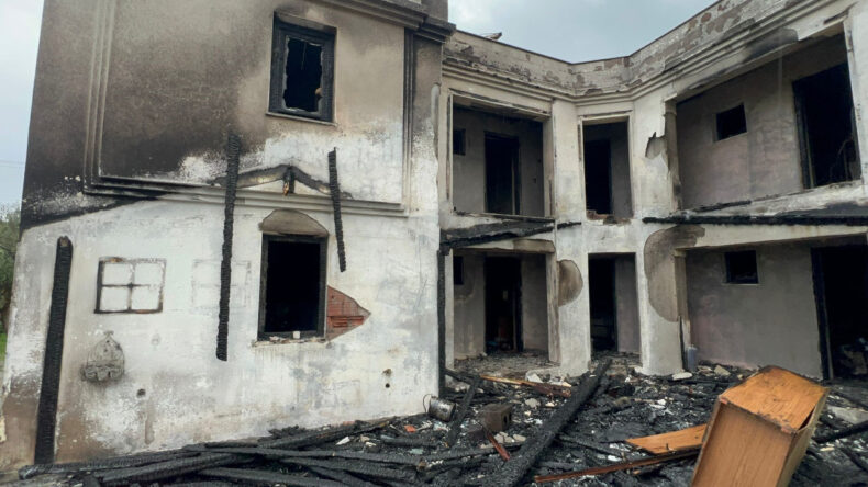 Bozcaada'da Yangın: Alarm Sistemi Felaketi &Ouml;nledi