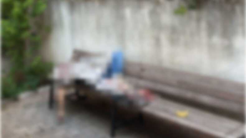 Cami Avlusunda Ölü Bulundu