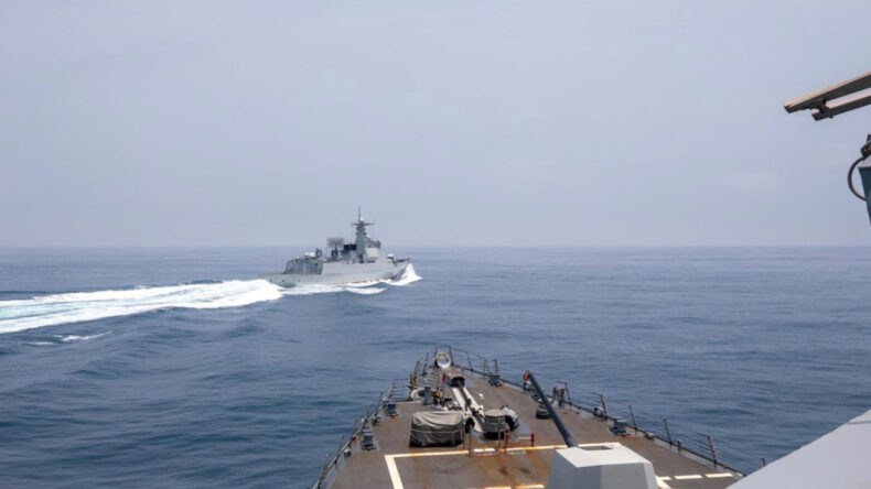 &Ccedil;in, Tartışmalı Sularda Askeri Tatbikat Ger&ccedil;ekleştiriyor