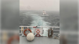 Çanakkale Boğazı'nda Sürüklenen Tekne Başarıyla Kurtarıldı