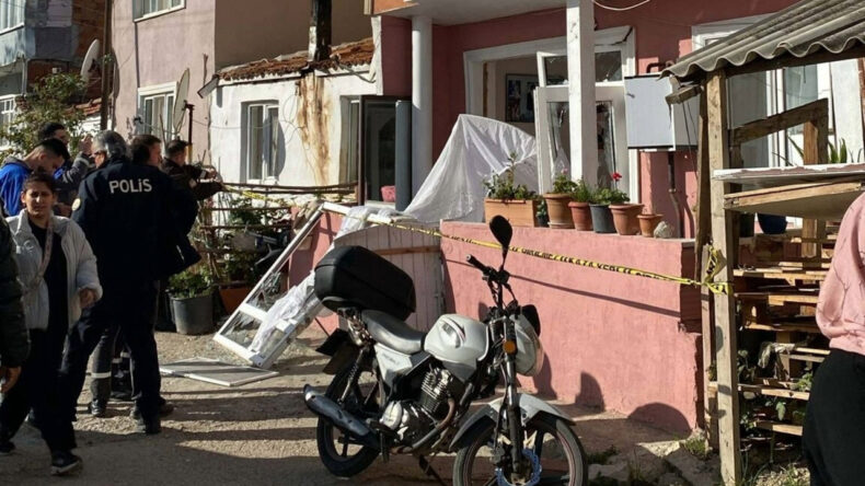 &Ccedil;anakkale'de Evde Patlama: 1 Kişi Yaralandı