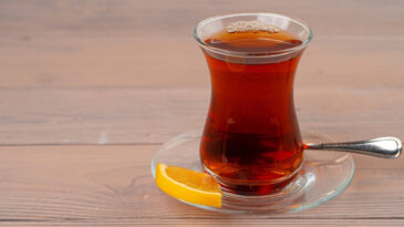&Ccedil;ayın Yanına Verilen Limondan &Uuml;cret Alan İşletmeye Para Cezası