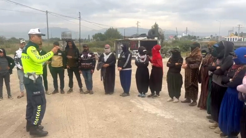 İş&ccedil;ileri Tıka Baza Taşıdılar