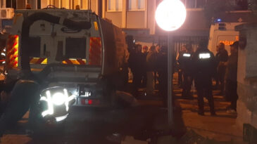 &Ccedil;&ouml;p Kamyonu Geri Giderken Yaşlı Adamı Ezdi
