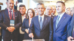 CHP Parti Meclisi&rsquo;nin Y&uuml;zde 60&rsquo;ı Yenilenecek