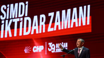 CHP'nin Yeni Programı: 'Herkese Ev, Her Eve Maaş, Parasız Eğitim'
