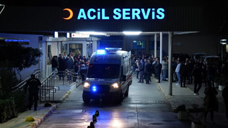 Denizli'de Otomobilin Çarptığı Kadın Hayatını Kaybetti