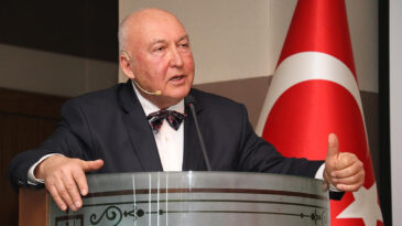 Deprem Uzmanı Prof. Ahmet Ercan Kalp Krizi Ge&ccedil;irdi